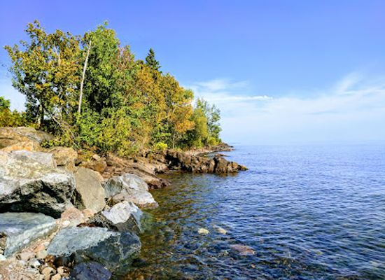 minnesota/lake-superior-s-north-shore/attraction/mcquade-small-craft-harbor