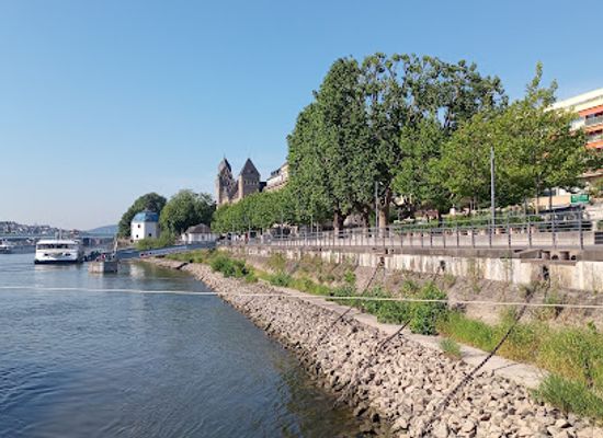 germany/koblenz/deutsches-eck/attraction/konrad-adenauer-ufer