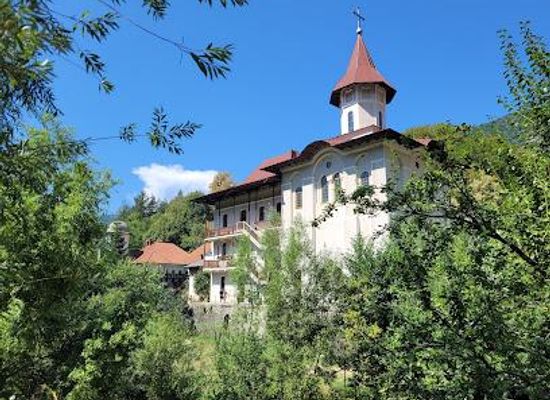 romania/ramnicu-valcea/attraction/turnu-monastery