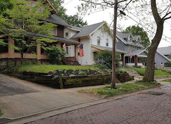 ohio/akron/attraction/dr-bob-s-home