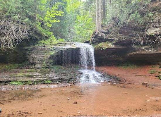 wisconsin/apostle-islands/attraction/lost-creek-falls
