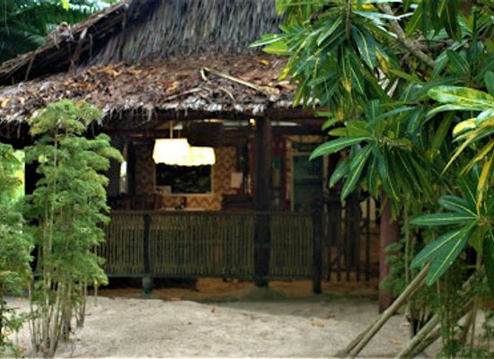 papua-new-guinea/kavieng/attraction/lissenung-island-resort