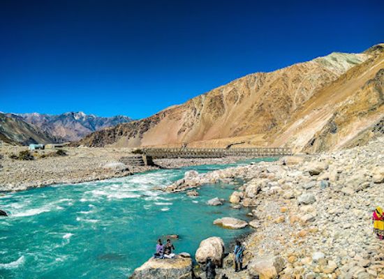 india/ladakh/attraction/shanti-stupa