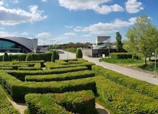 luxembourg/luxembourg-city/kirchberg/attraction/labyrinthe-vegetal