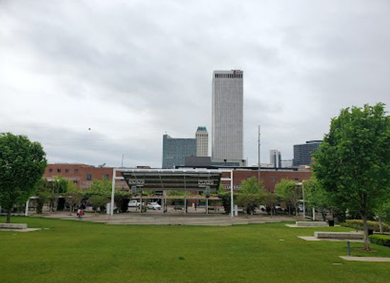 oklahoma/tulsa-metropolitan-area/attraction/guthrie-green
