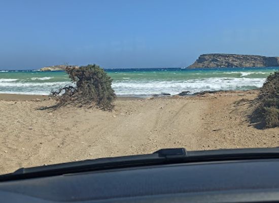 greece/paros/attraction/paralia-zevloyiannis