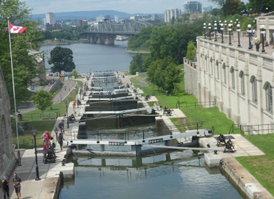 canada/ottawa-valley/attraction/plaza-bridge