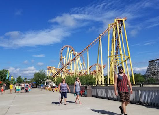michigan/muskegon/attraction/michigan-s-adventure