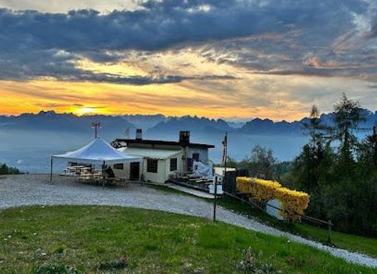 italy/dolomites/attraction/rifugio-la-grava