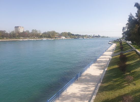 azerbaijan/mingachevir/attraction/mingachevir-kur-river