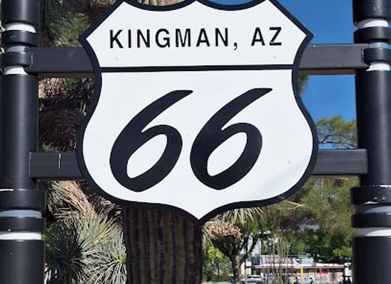 arizona/kingman/attraction/historic-route-66-downtown-sign