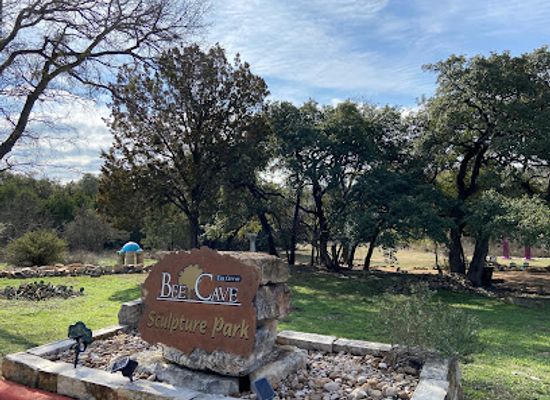 texas/central-texas/attraction/bee-cave-sculpture-park