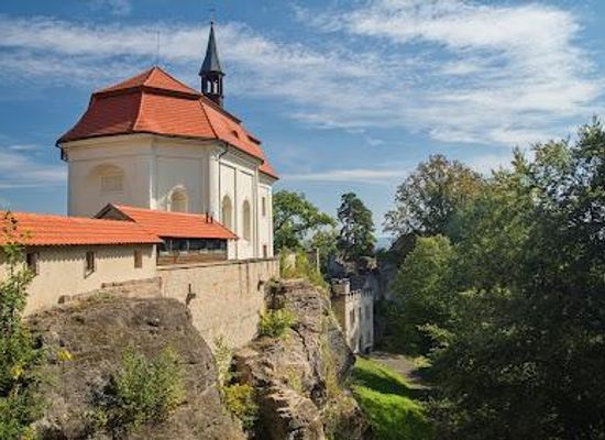 czechia/cesky-raj/attraction/valdstejn-castle