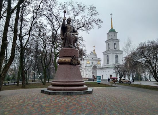 ukraine/poltava-region/attraction/ivan-mazepa-monument
