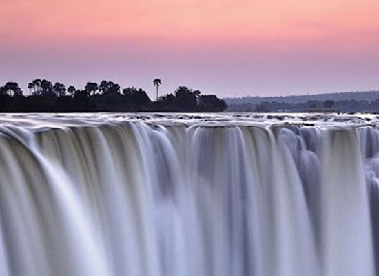 zimbabwe/midlands/attraction/guided-tour-of-victoria-falls
