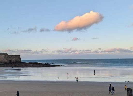 france/mont-saint-michel-bay/attraction/chaussee-du-sillon-bords-de-mer