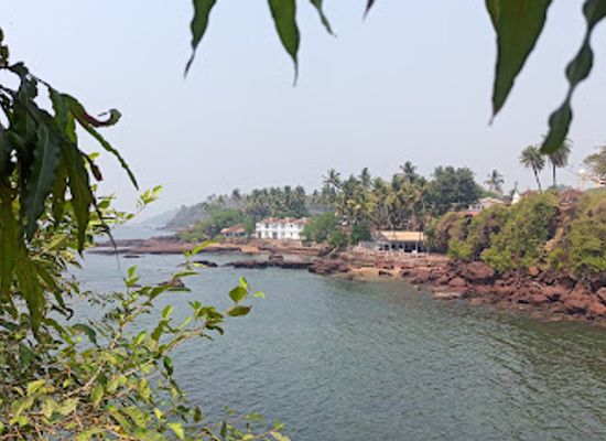 india/western-ghats/attraction/dona-paula-beach