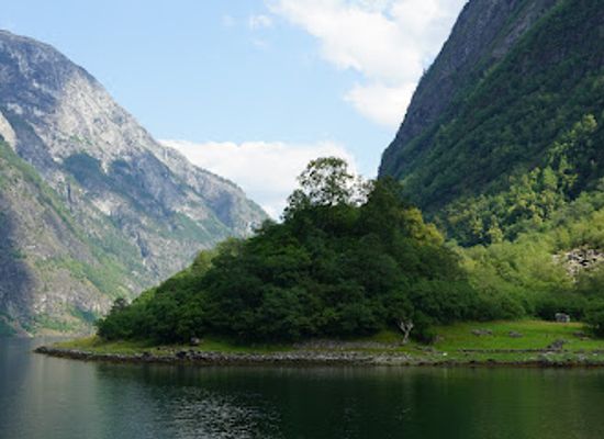 norway/gudvangen/attraction/odnesfossen