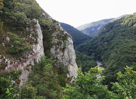 romania/bihor/attraction/via-ferrata-casa-zmeului