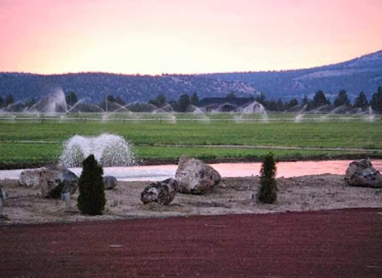 oregon/central-oregon/attraction/maragas-winery