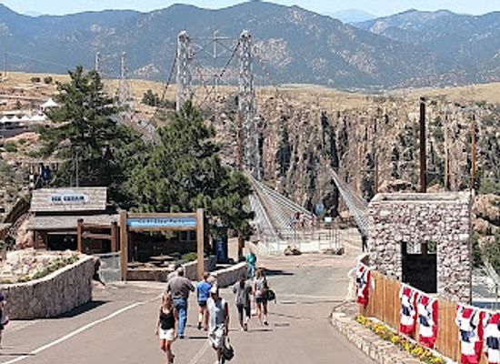 colorado/northwest-colorado/attraction/royal-gorge-bridge-park