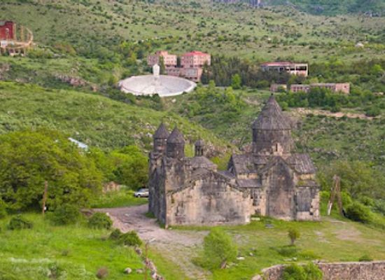 armenia/aragatsotn/attraction/radio-optical-observatory-rot-54