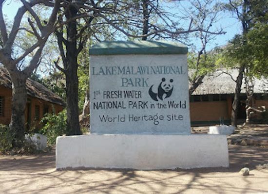 malawi/mangochi-lakeshore/attraction/lake-malawi-national-park-visitors-center