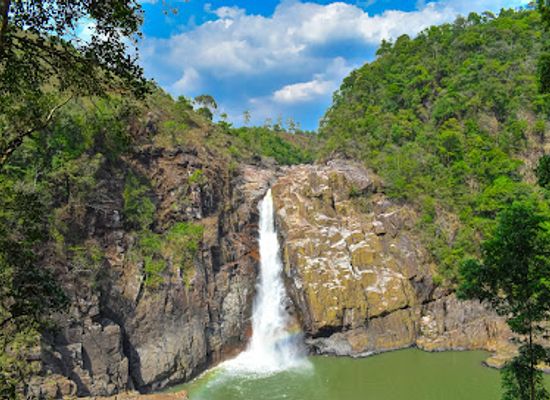 india/northeast-india/attraction/rynji-falls