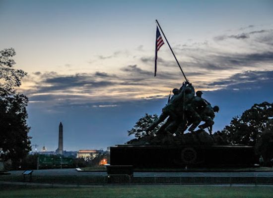 virginia/arlington/attraction/us-marine-corps-war-memorial