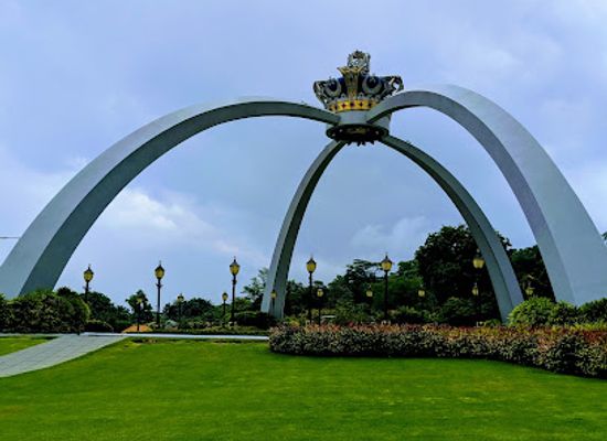 malaysia/johor/attraction/laman-mahkota-istana-bukit-serene