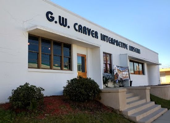 alabama/wiregrass-region/attraction/g-w-carver-interpretive-museum
