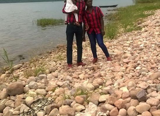 zambia/kalambo-falls/attraction/kasakalabwe-smooth-stone-shore
