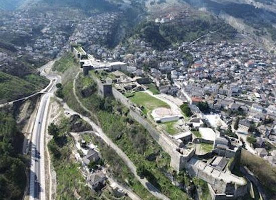 albania/gjirokaster/attraction/castle-of-gjirokastra
