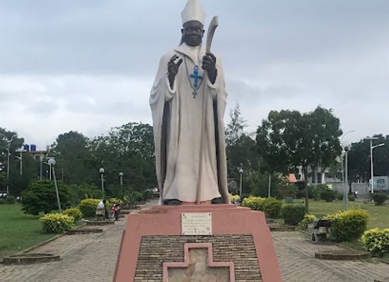 benin/littoral/attraction/place-bernadin-gantin