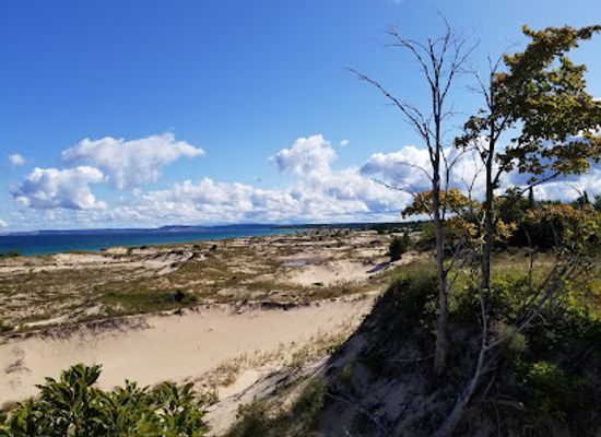 michigan/sleeping-bear-dunes-national-lakeshore/attraction/old-indian-trail