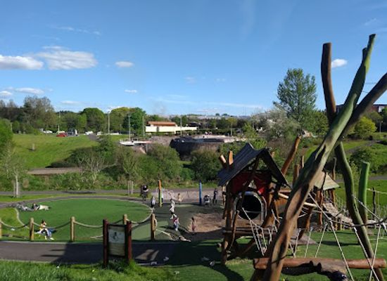 united-kingdom/west-lothian/attraction/almondvale-park