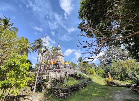 thailand/koh-phangan/attraction/wat-phu-khao-noi
