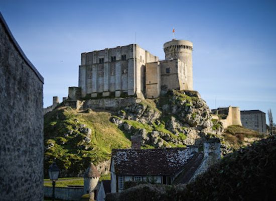 france/normandy-coast/attraction/chateau-guillaume-le-conquerant