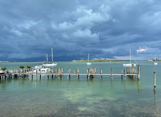 florida/sarasota-beaches/attraction/island-time-charter