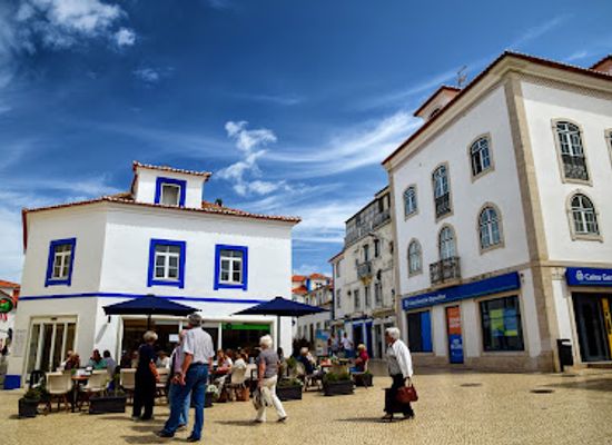 portugal/ericeira/attraction/largo-do-jogo-da-bola