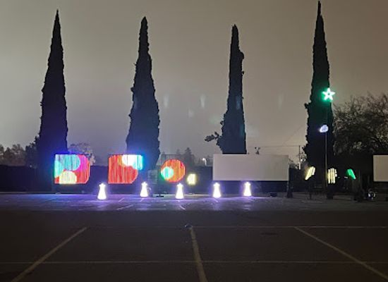 california/turlock/attraction/rock-n-christmas-light-show