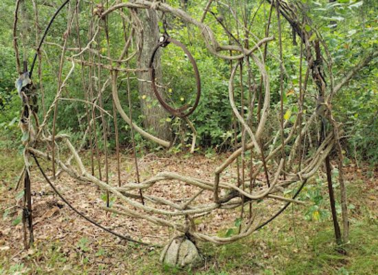 rhode-island/trustom-pond-national-wildlife-refuge/attraction/sklt-sculpture-trail