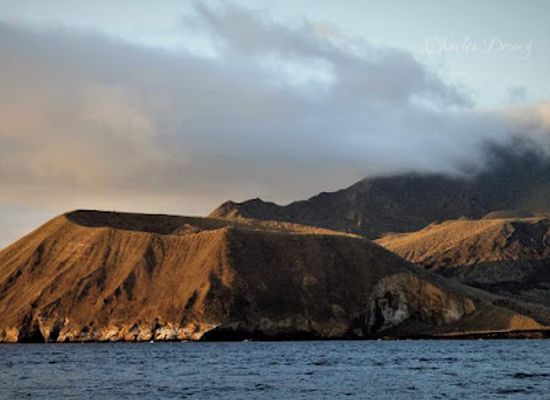 ecuador/coastal-lowlands/attraction/volcan-ecuador