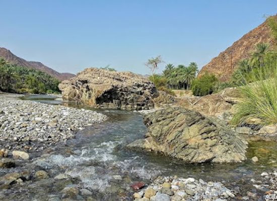 oman/jebel-akhdar/attraction/kadh-rustaq-mhafezh-south-alebatnh-sultanate-of-oman