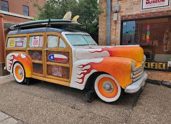 texas/south-texas/attraction/texas-surf-museum