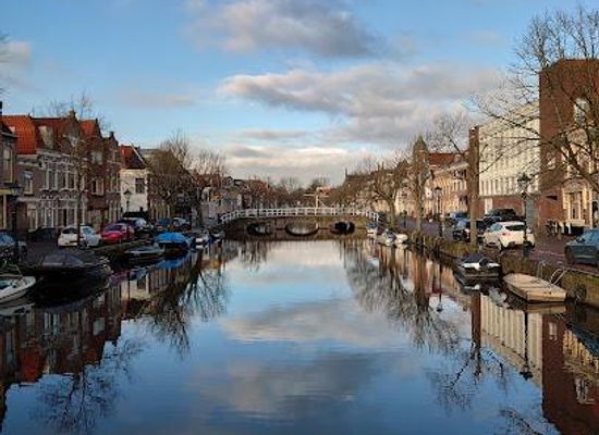netherlands/north-holland/attraction/oudegracht