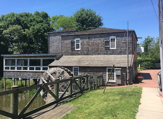 new-york/the-hamptons/attraction/the-water-mill-museum