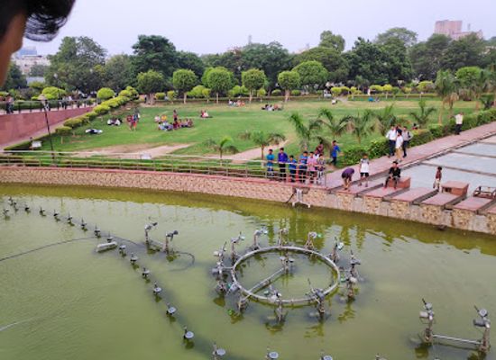 india/delhi/connaught-place/attraction/central-park