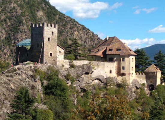 italy/val-venosta/attraction/juval-castle