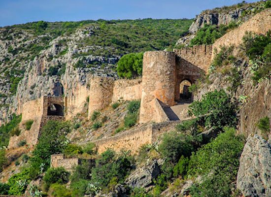 spain/valencian-community/attraction/chulilla-castle